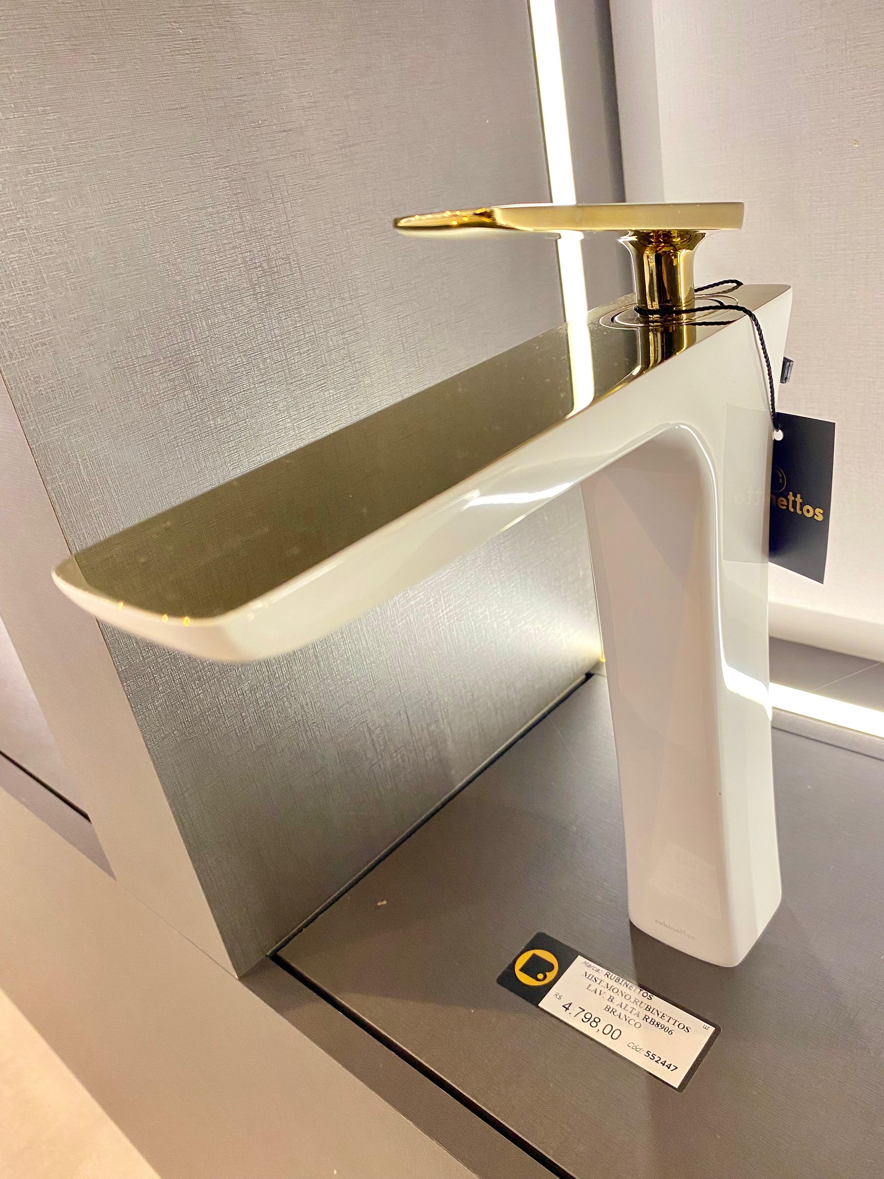Misturador Monocomando Bica Alta para Lavatório - Branco e Dourado- Rubinettos RB8906